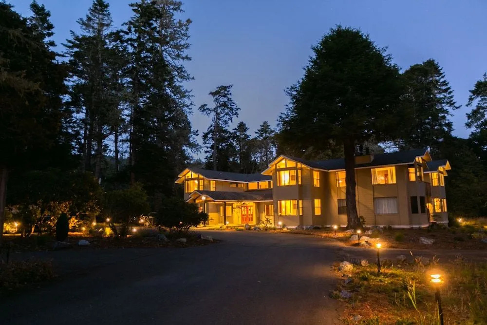 SCP Mendocino Inn and Farm