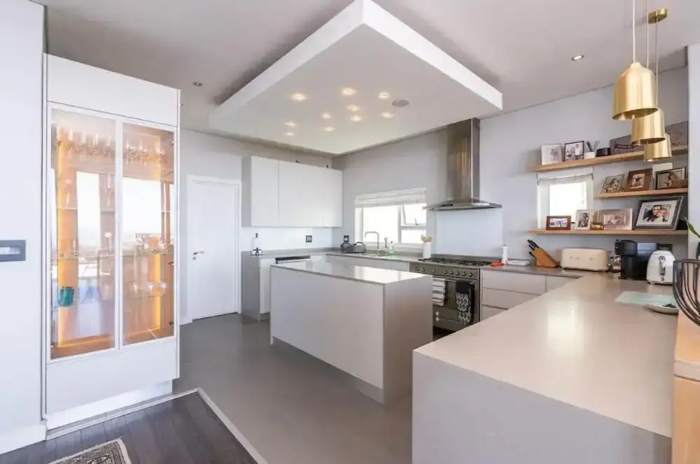 Ocean Views 5 Bedroom Apartments
