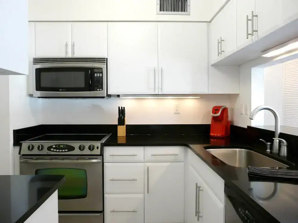 Inviting Condo With Pool Just a Steps From the Beach