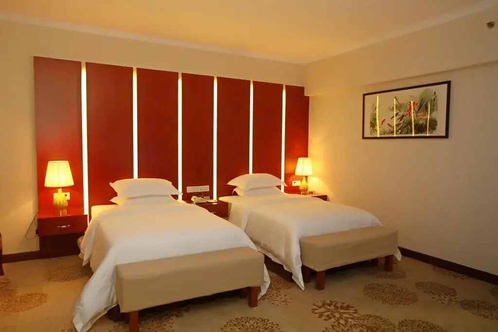 Carefree Hotel