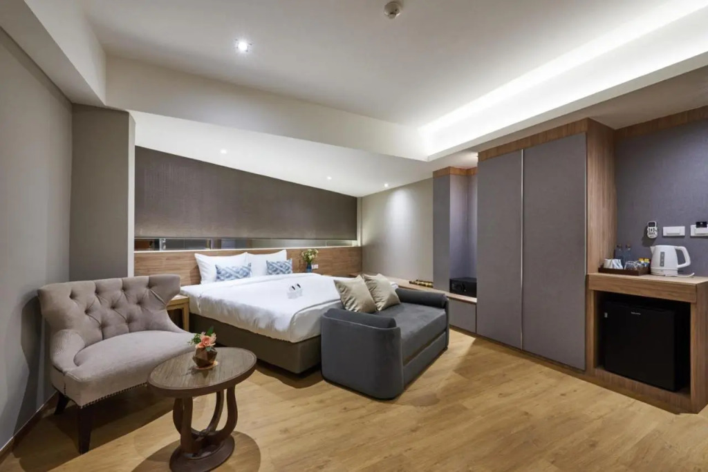 Almas Hotel Bangkok