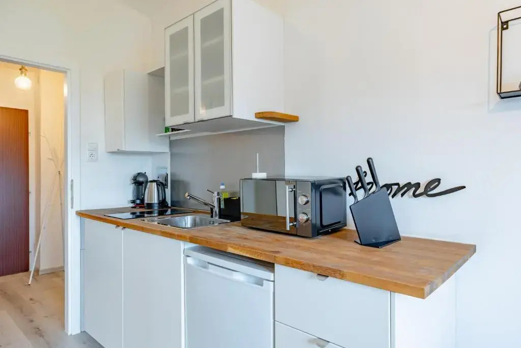 New with a View - Modern Studio