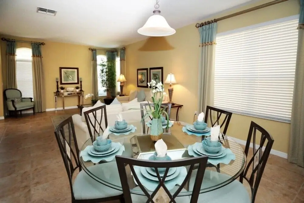301 Las Fuentes Drive 6 Bedroom Home