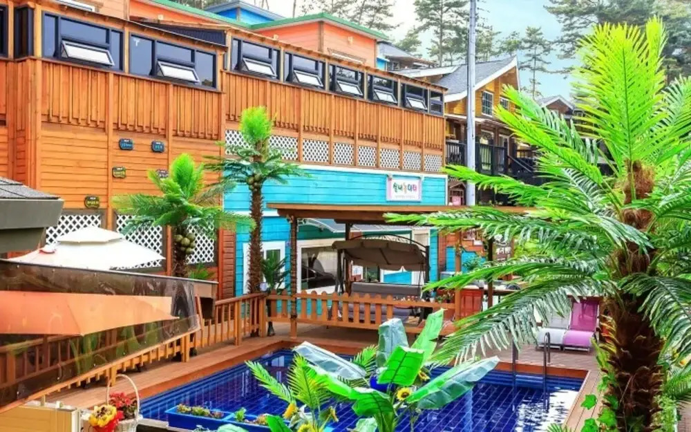 Hoengseong Fedora Pension