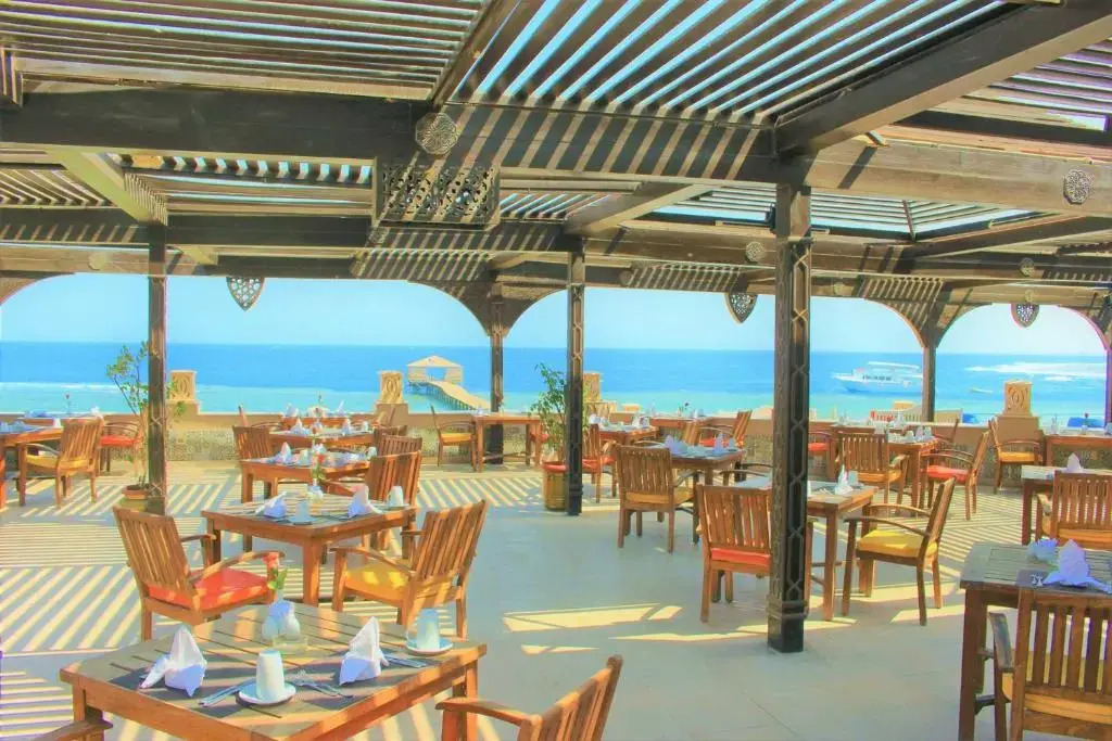Rohanou Beach Resort