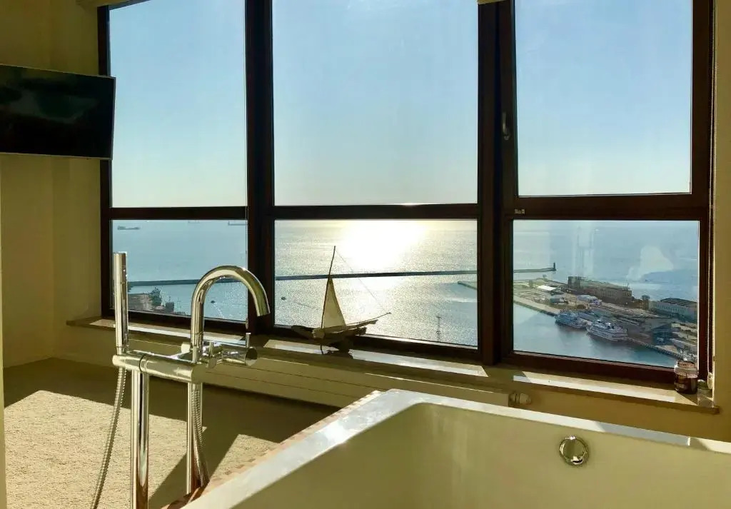 SEA TOWERS PENTHOUSE PREMIUM APARTMENT 23-24 Two-Floors Panoramic Terrace Sea View ADULS ONLY