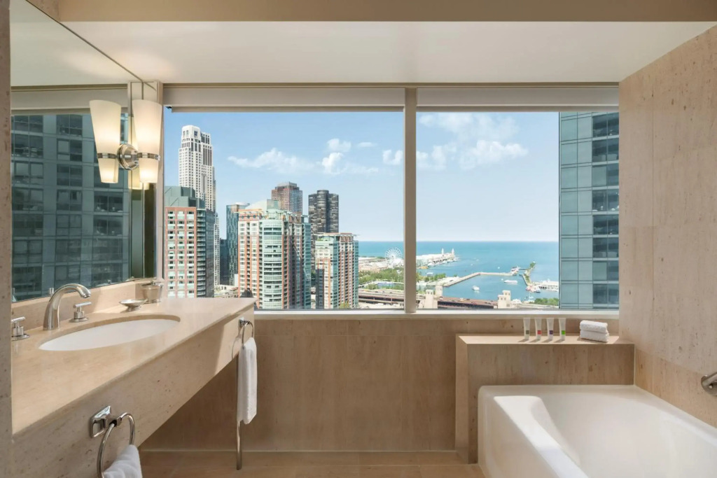 Swissotel Chicago