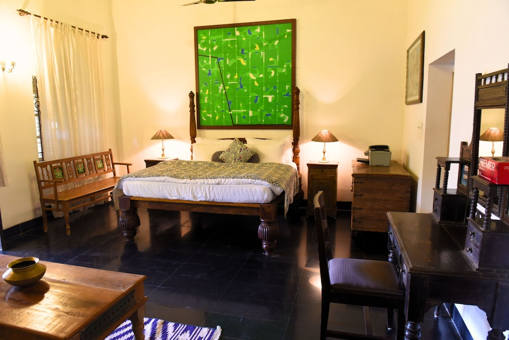 ELIVAAS Terra Rosa 4 BHK Villa With Pool