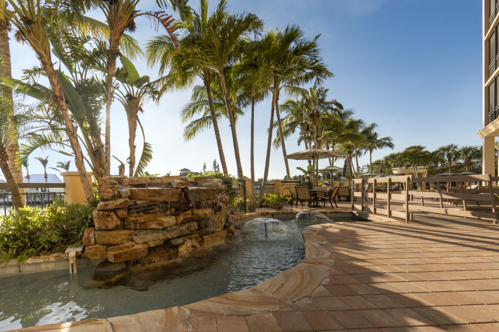 Holiday Inn Club Vacations Sunset Cove Resort