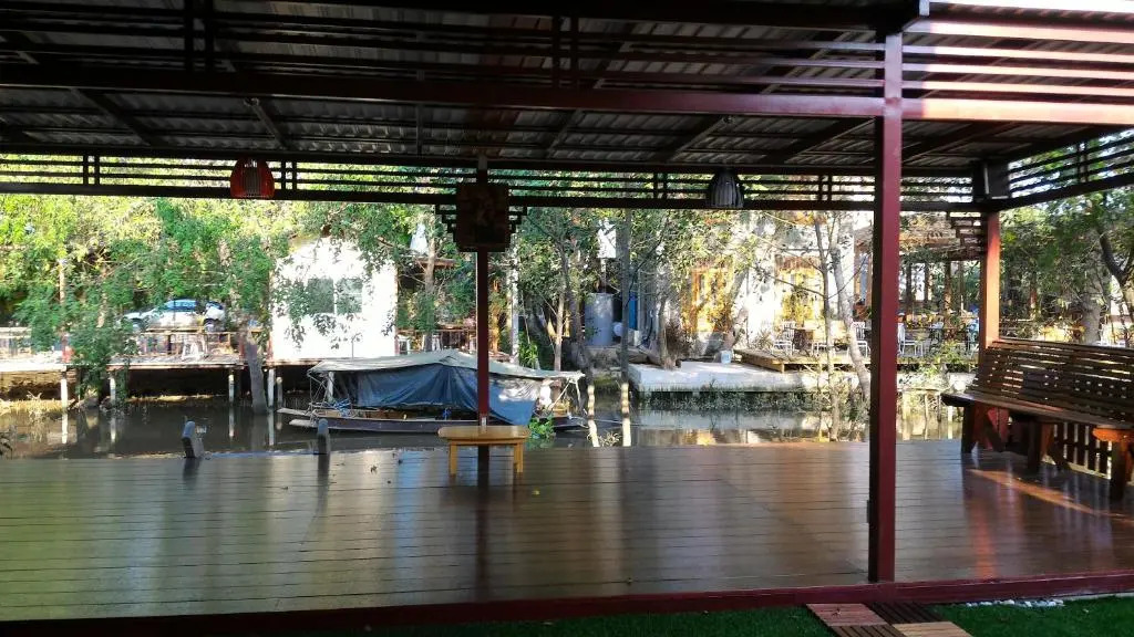 Aple Homestay