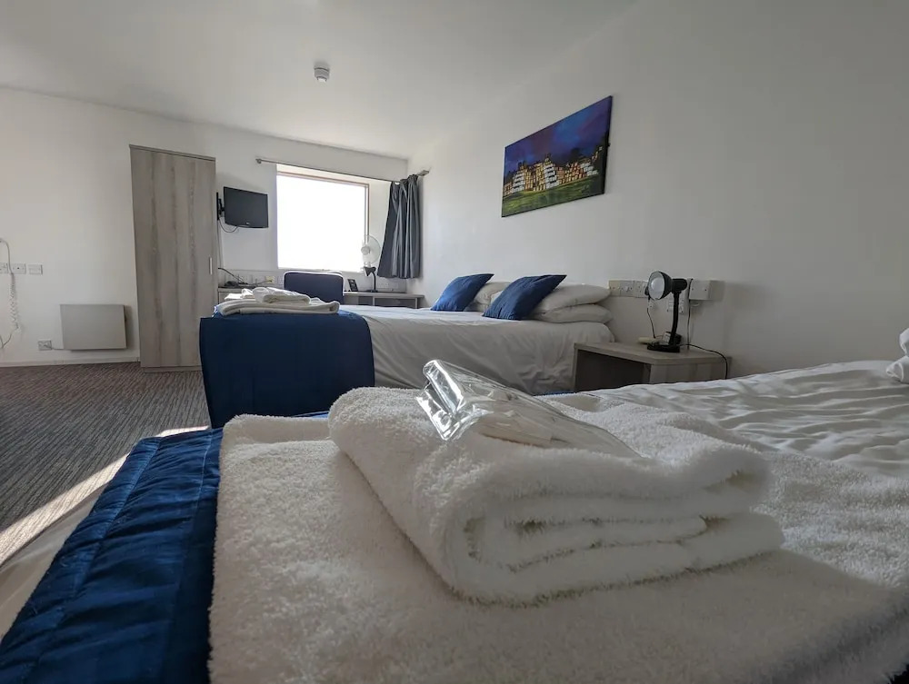 Broadview Hotel