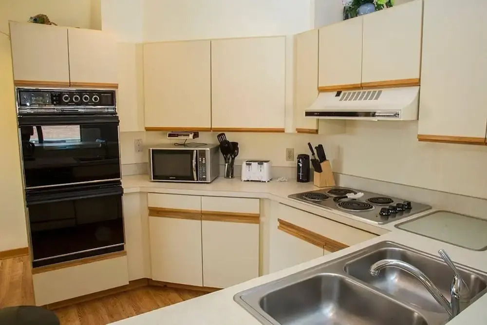 Claremont Holiday Home