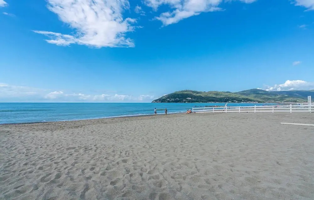 Awesome Apartment in Marinella di Sarzana With Wifi and 2 Bedrooms