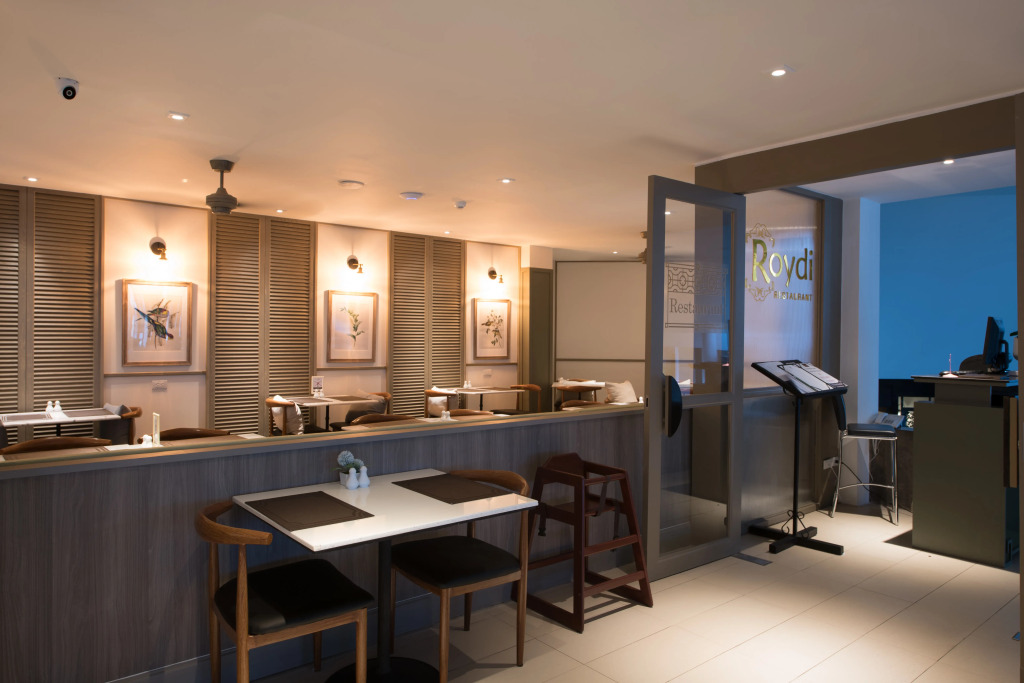 Sawaddi Patong Resort & Spa by Tolani