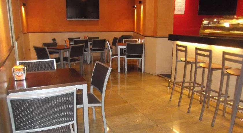 Hostal Cafeteteria Goya
