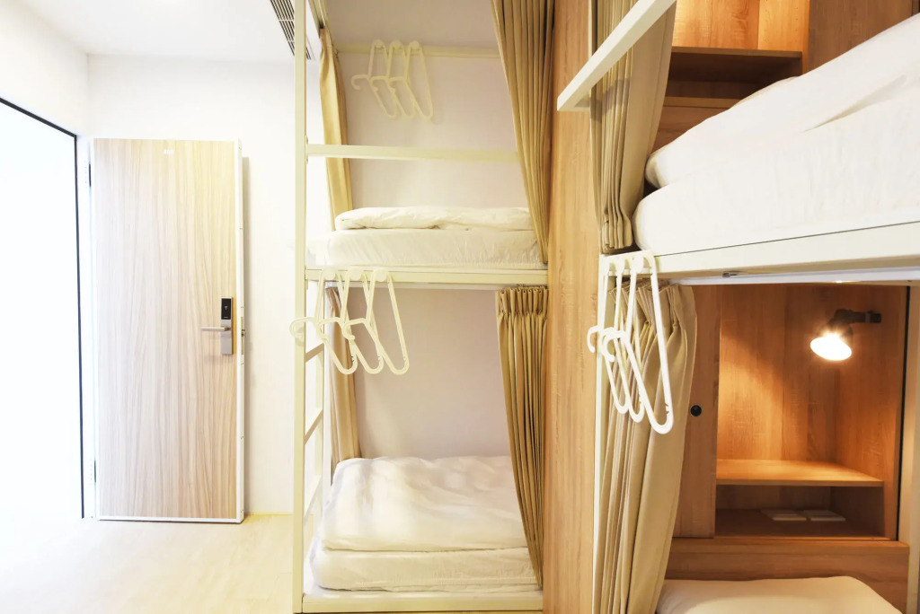 OwlStay Flip Flop Hostel - Garden