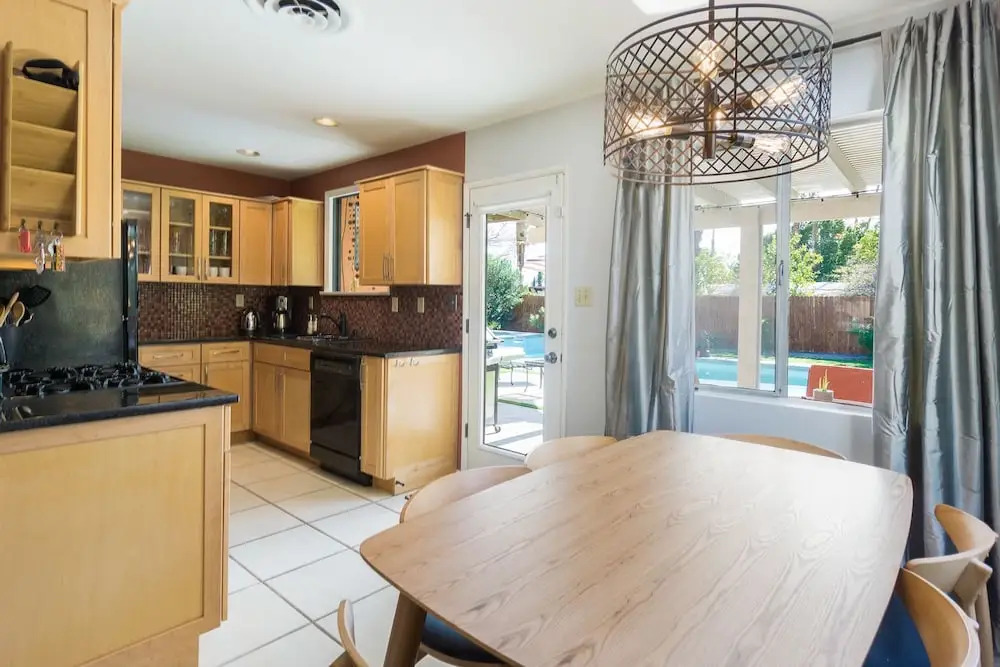 Mid-century Getaway W/ Pool & Spa - Near Downtown 3 Bedroom Home