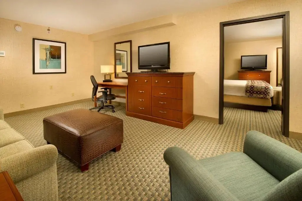 Drury Inn & Suites St. Louis St. Peters
