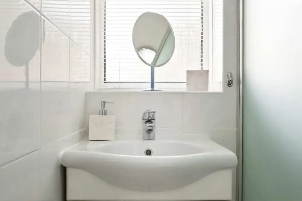 Spacious 3 Bed Flat W/communal Garden in Euston