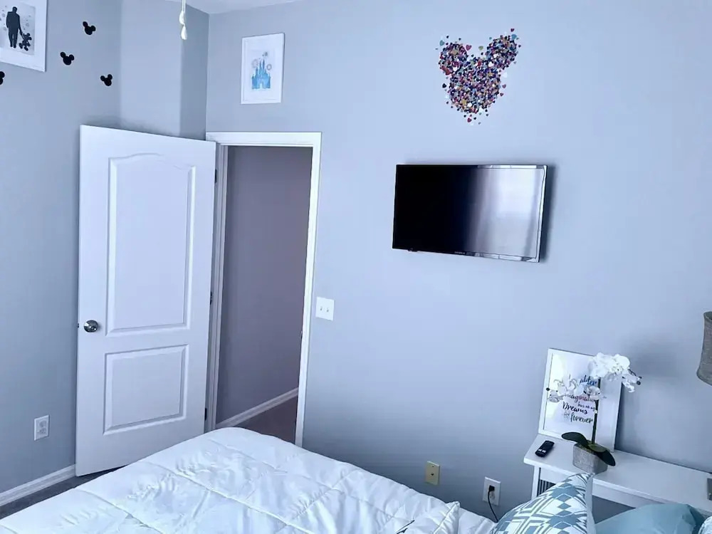 Mermaid Villa near Disney 4 Bedrooms Pool & Spa