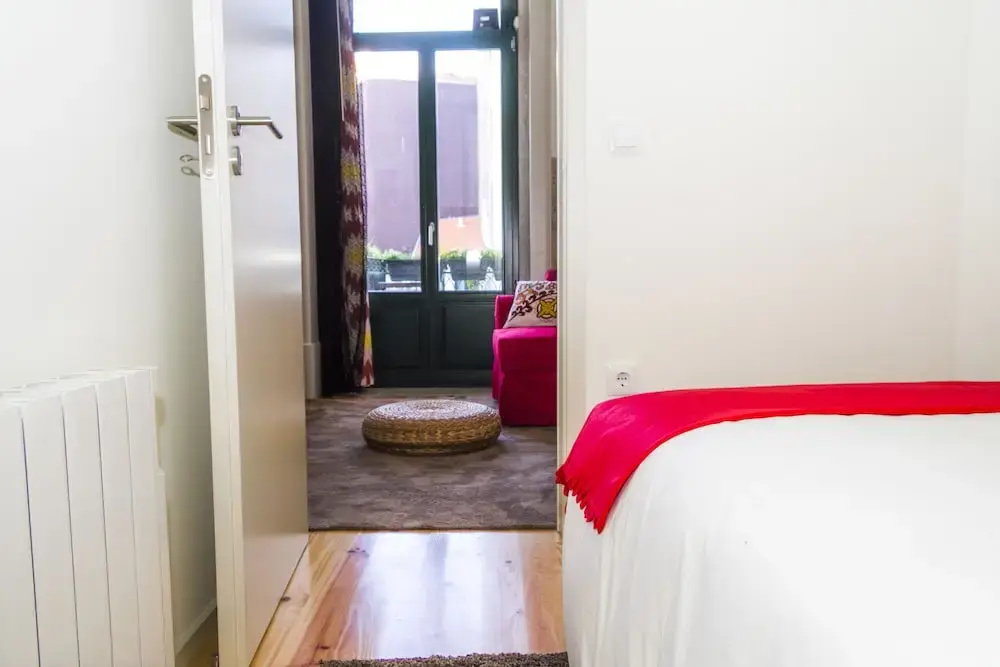 Liiiving in Porto - Bolhão Garden Apartment