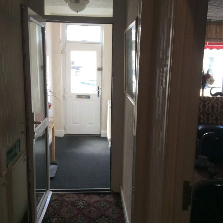 Glenheath Hotel