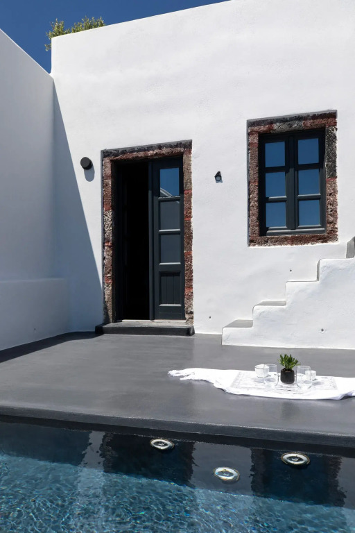 Abyss Santorini