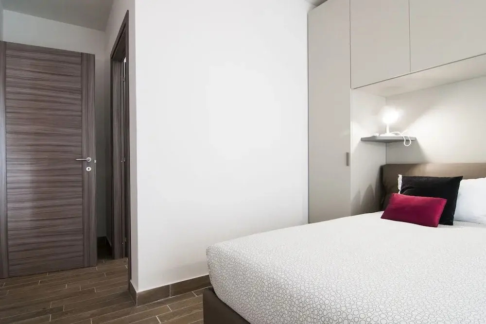 GuestHost - Fonte Laurentina Apartments