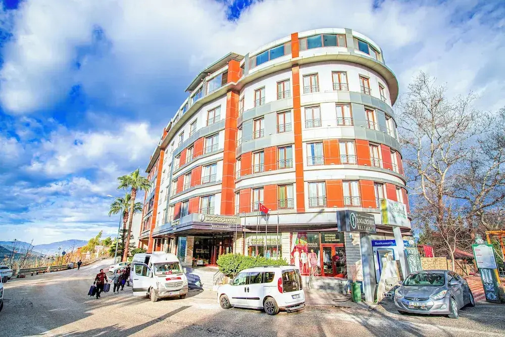 Grand Bogazici Otel