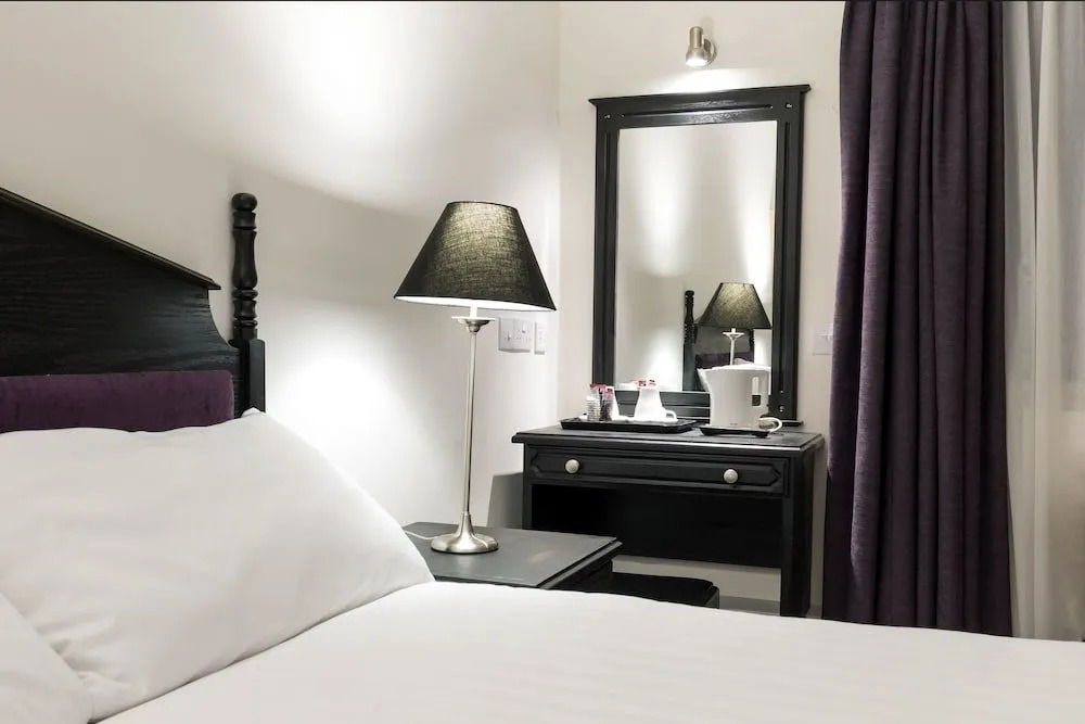 Ivy Tower Hotel