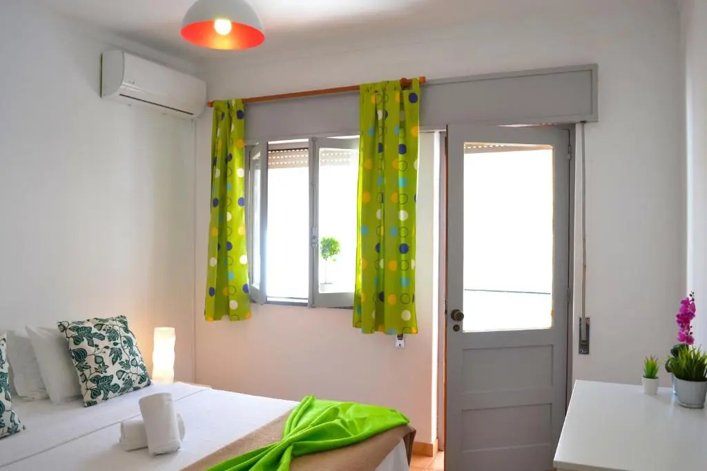 Ria Guest House