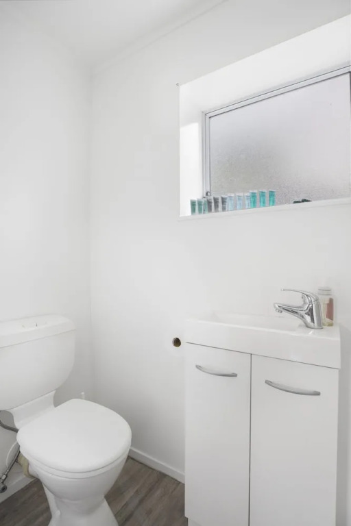 Bright 3-Bedroom Unit - WiFi & Parking