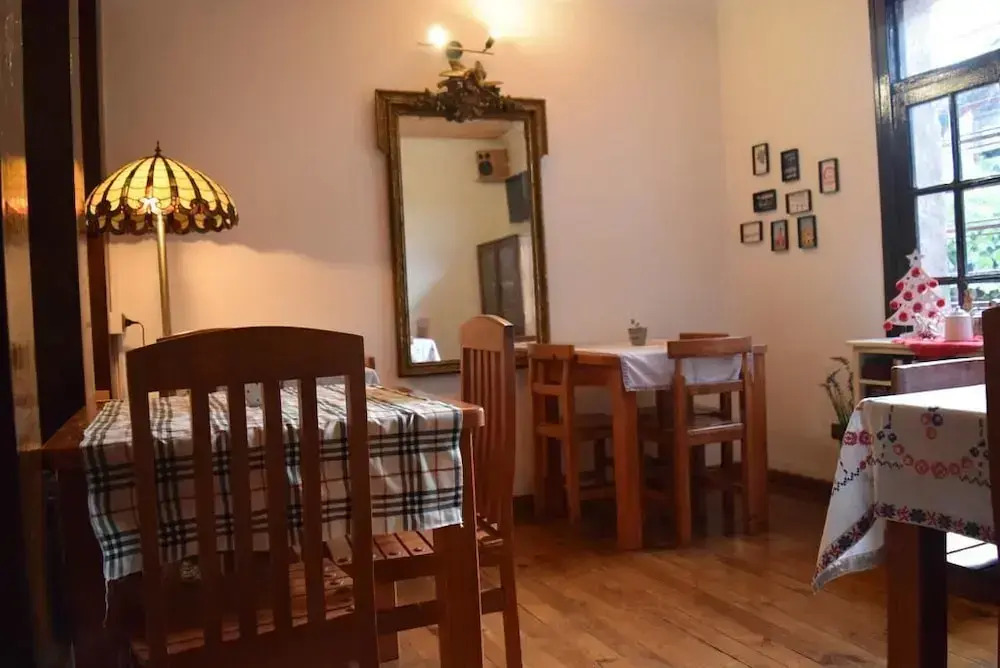 Alma Bed & Breakfast