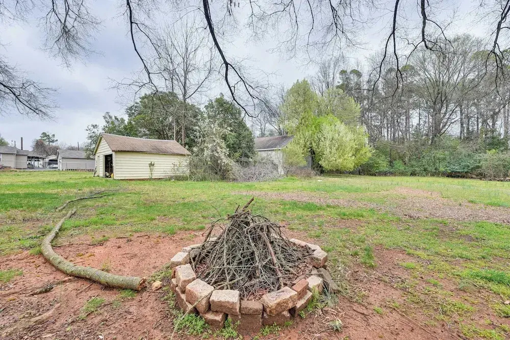 Cozy Charlotte Home w/ Fire Pit ~ 6 Mi to Uptown!