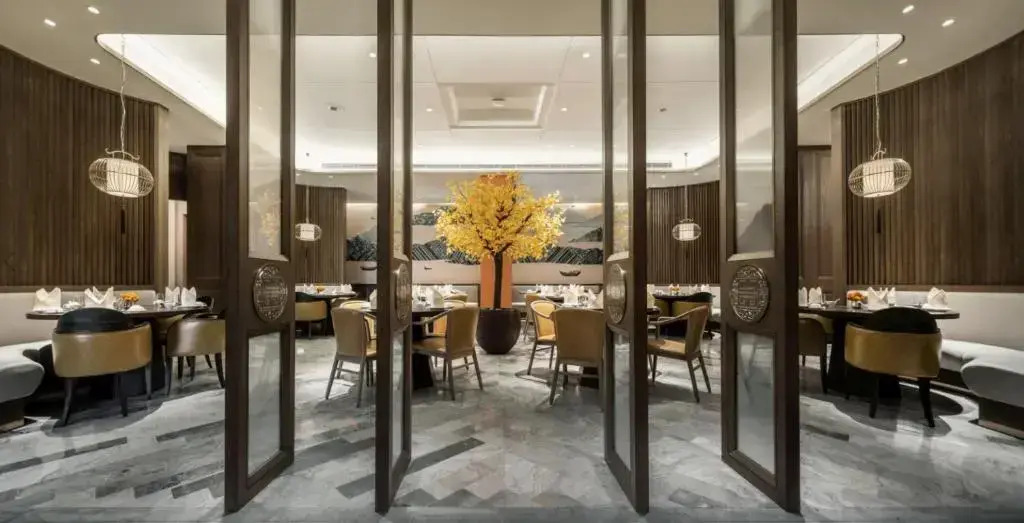 voco Shanghai Hongqiao Hub by IHG