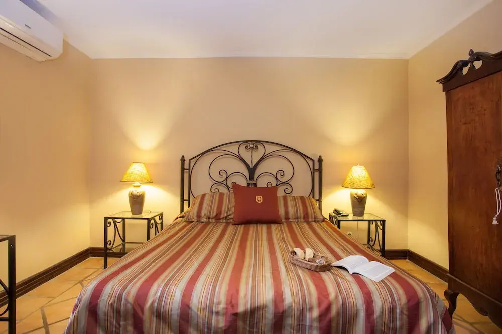 Hostal Real Los Robles