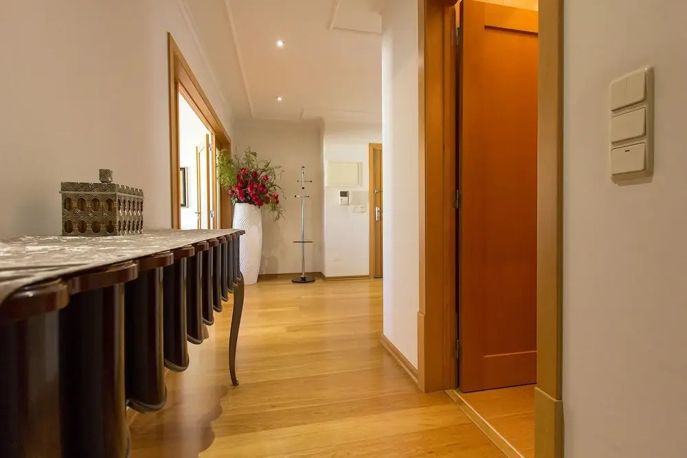 Expo Luxurious by Homing