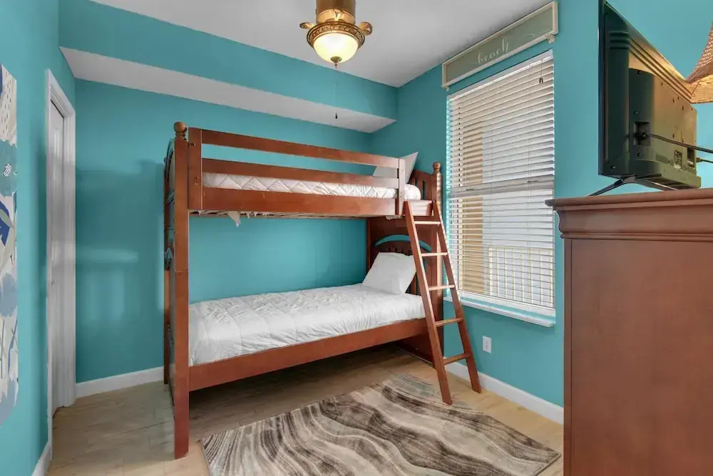 Grandview East 1204 by RealJoy Vacations