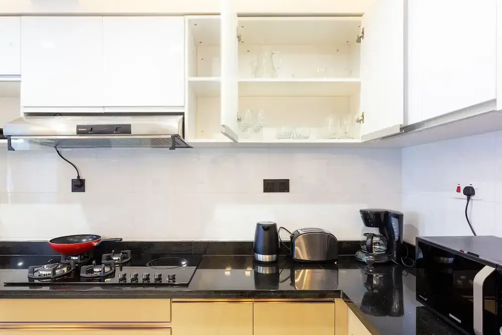 Lux Suites Oasis of Peace Apartments