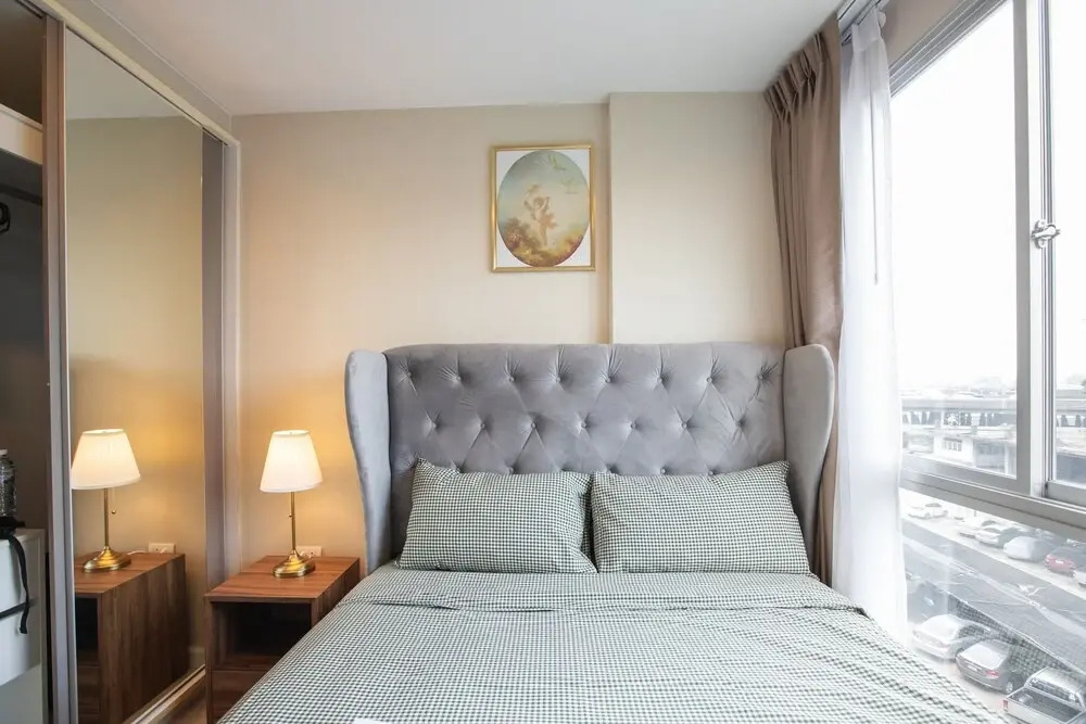 Near BK University Quiet Condo in Rama4 bkb137