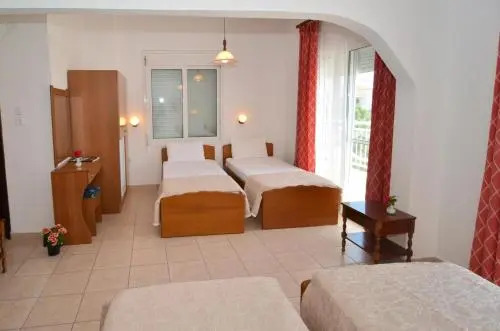 Hotel TRIADA