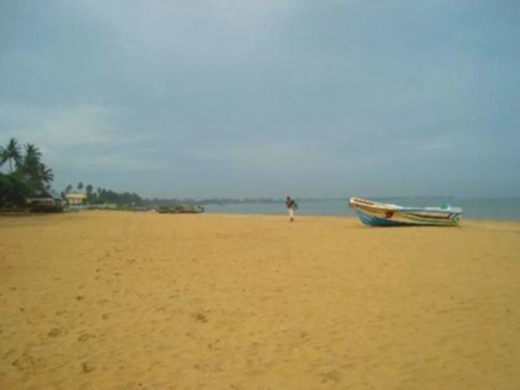 Dons Beach Hotel