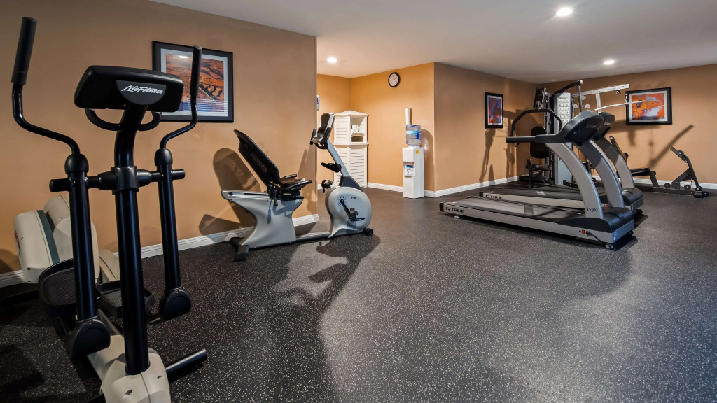 Best Western Plus Heritage Inn