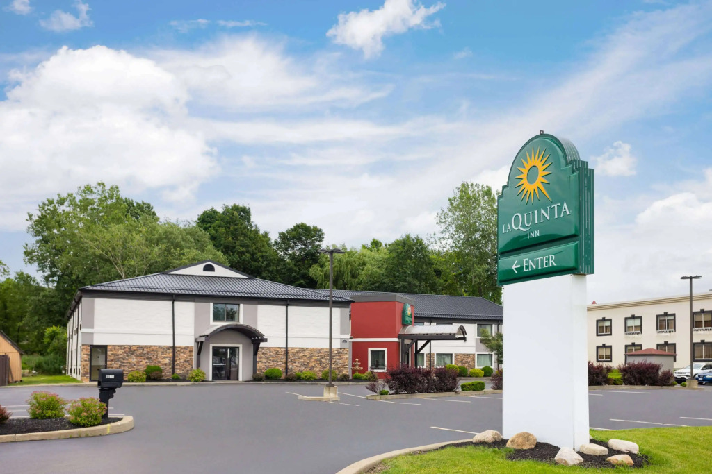 La Quinta Inn by Wyndham Buffalo Airport