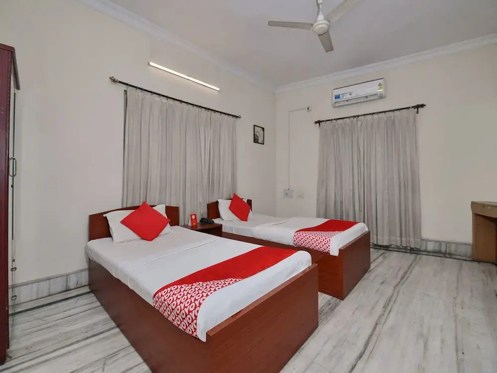 OYO 2864 Guest Accomodation