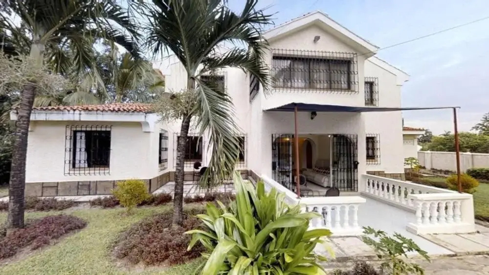 Stay.Plus Links Road Villa Nyali