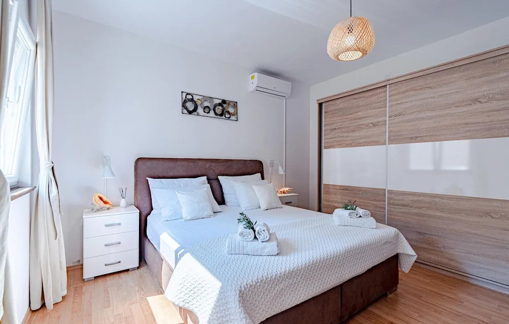 Awesome Home in Prigradica With Wifi and 3 Bedrooms