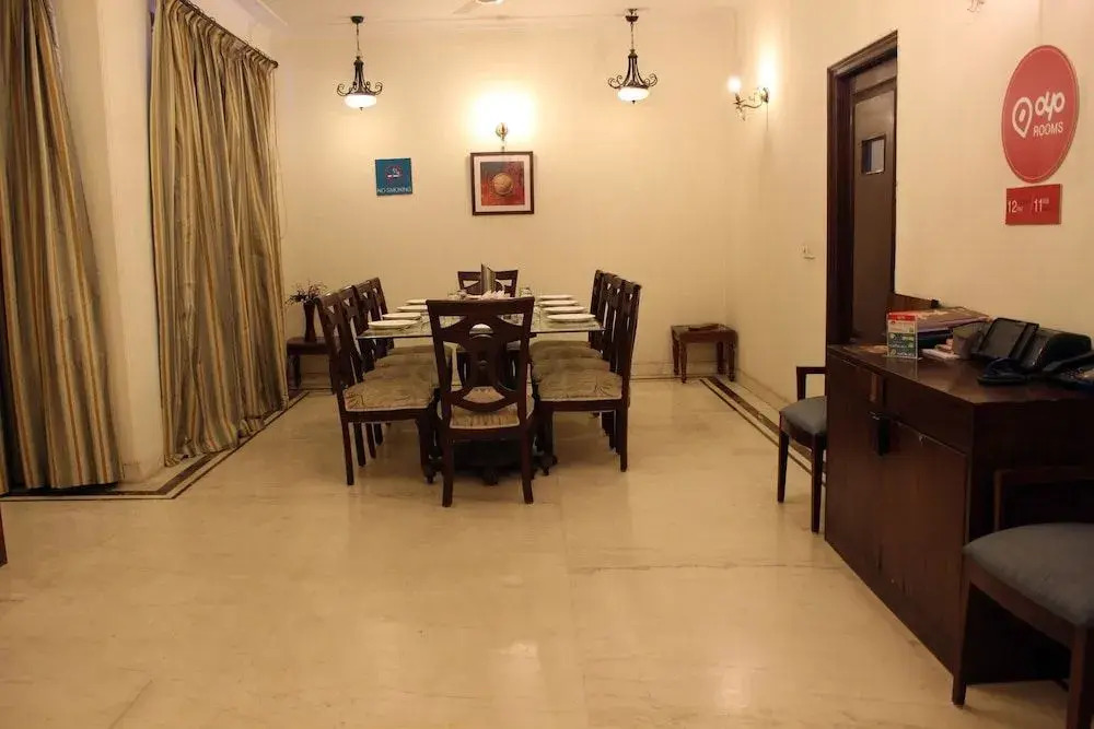 OYO 610 Hotel Residence Phase 3