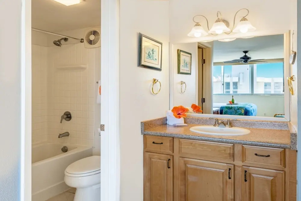 Royal Kahana Oceanview 2bd/2ba 2 Bedroom Condo by Redawning