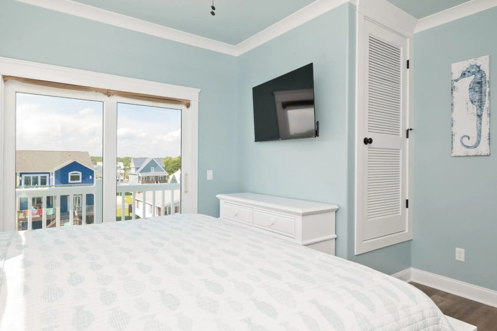 Once Upon A Tide by Oak Island Accommodations